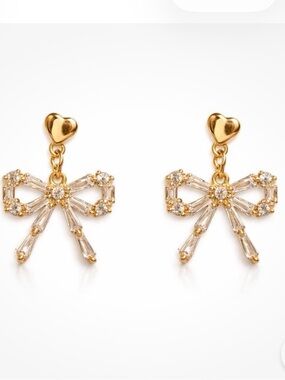 “NWT Betsey Johnson Gold Crystal Baguette Bow Heart Drop Earrings NIB